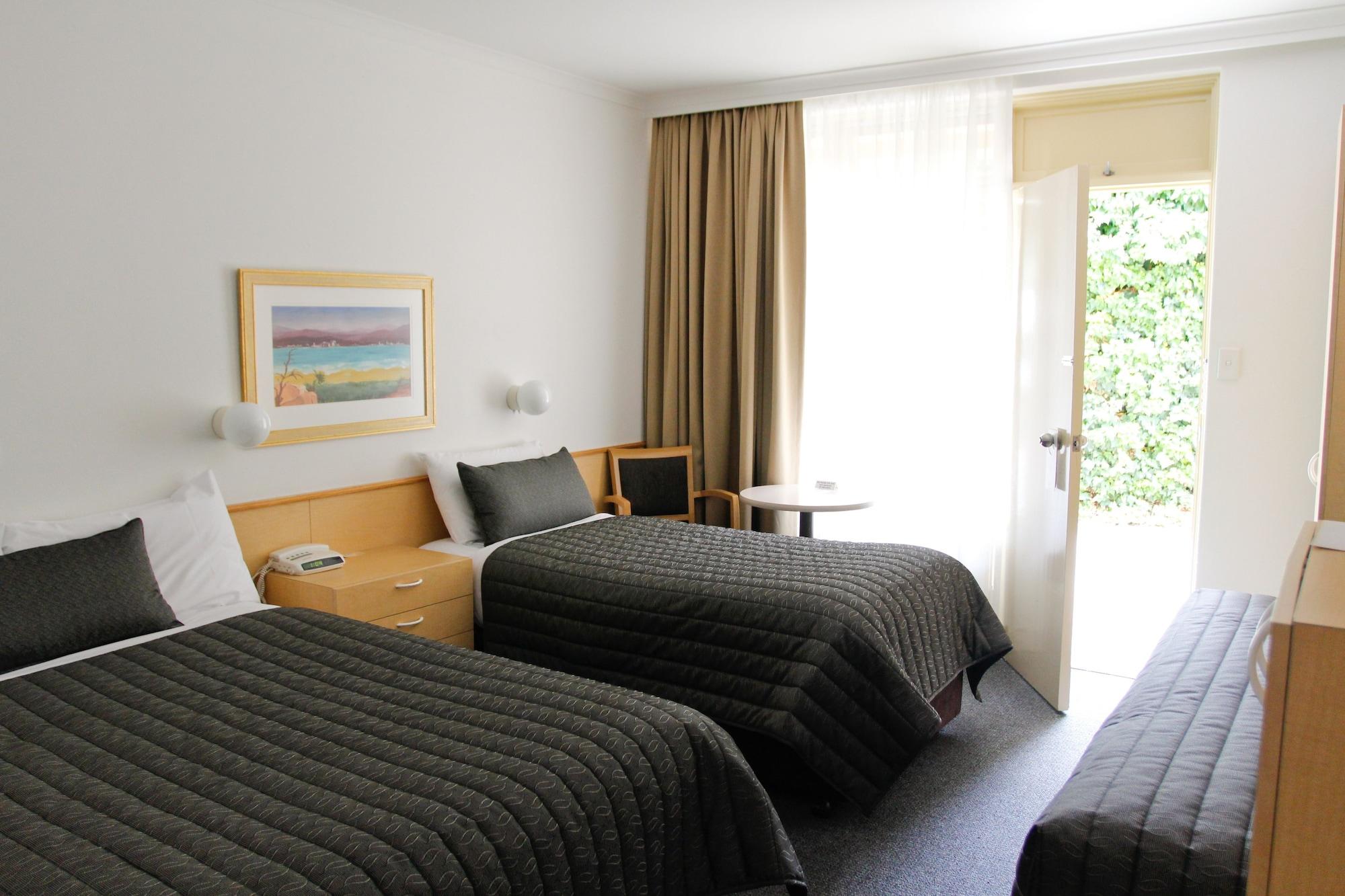 Mid City Motor Inn קווינביאן מראה חיצוני תמונה