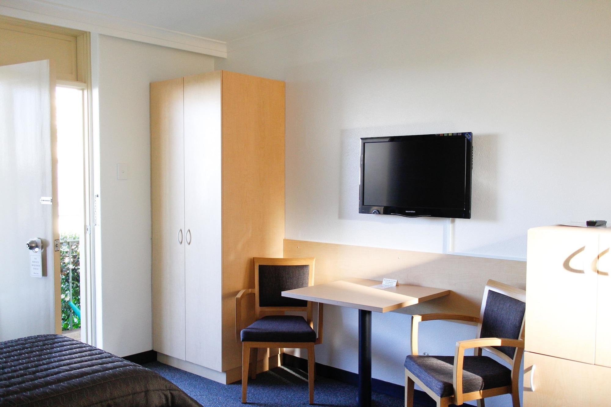 Mid City Motor Inn קווינביאן מראה חיצוני תמונה